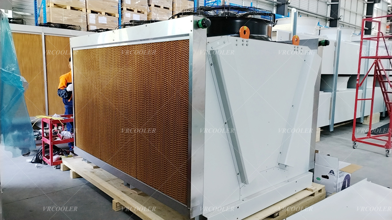 Dry Cooler with Wet Pad Adiabatic Cooler