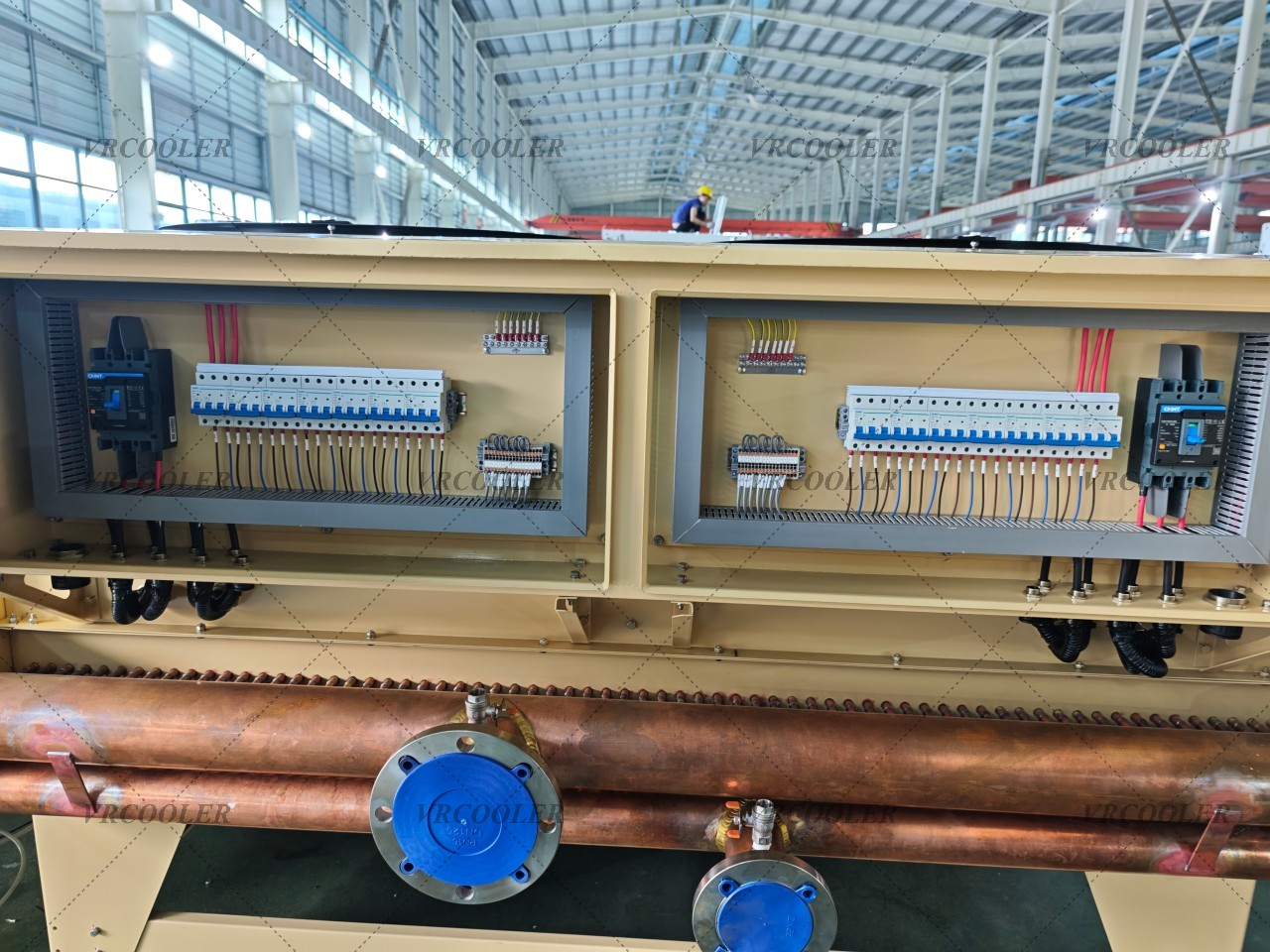 How does a dual-circuit radiator improve generator efficiency?