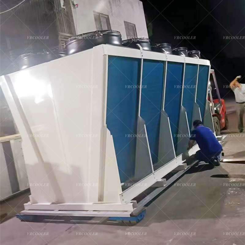 What Is The Role of A Dry Cooler in A Data Centre