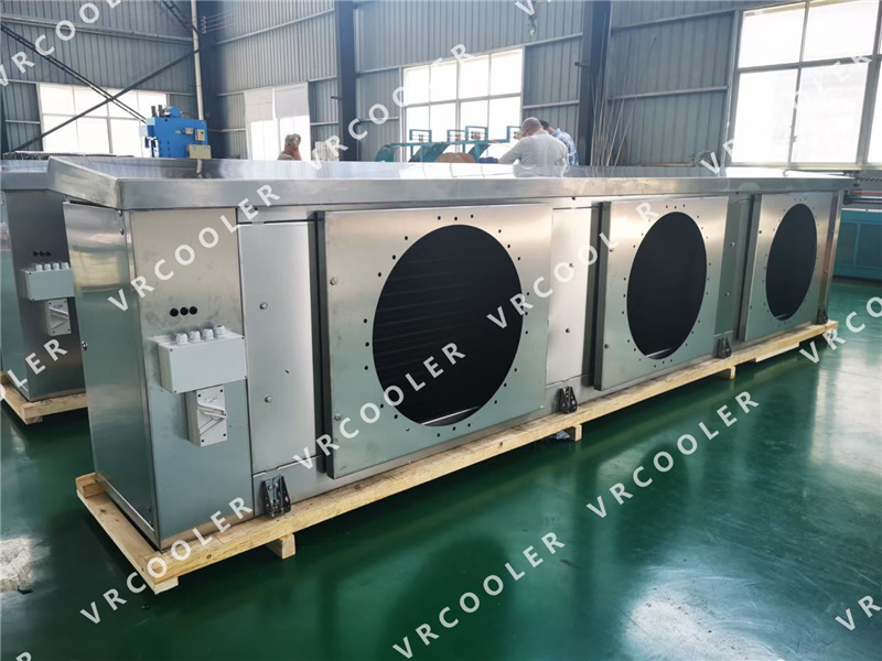 Evaporator with Stainless Steel Tubes and Fins