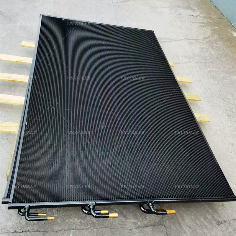 Microchannels Heat Exchanger with Overall Black Electrophoretic Coating