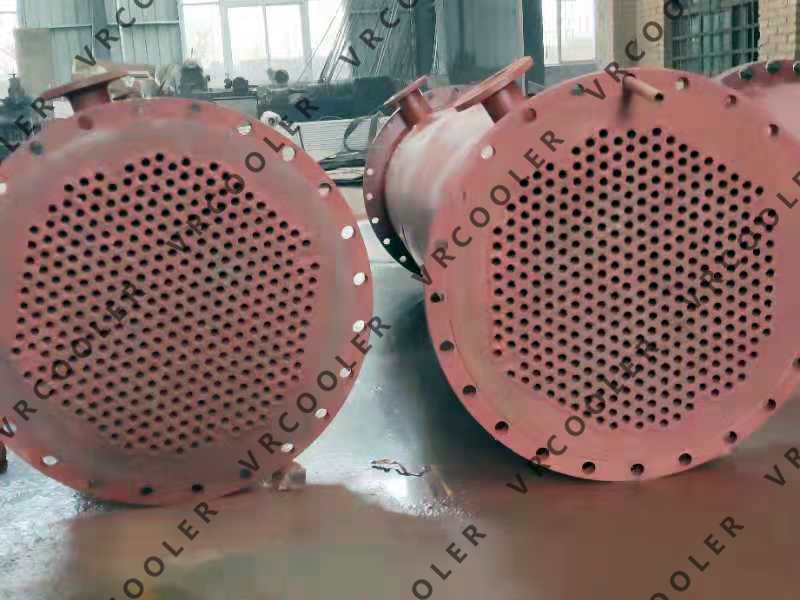 What are the types of plate and tube heat exchangers?
