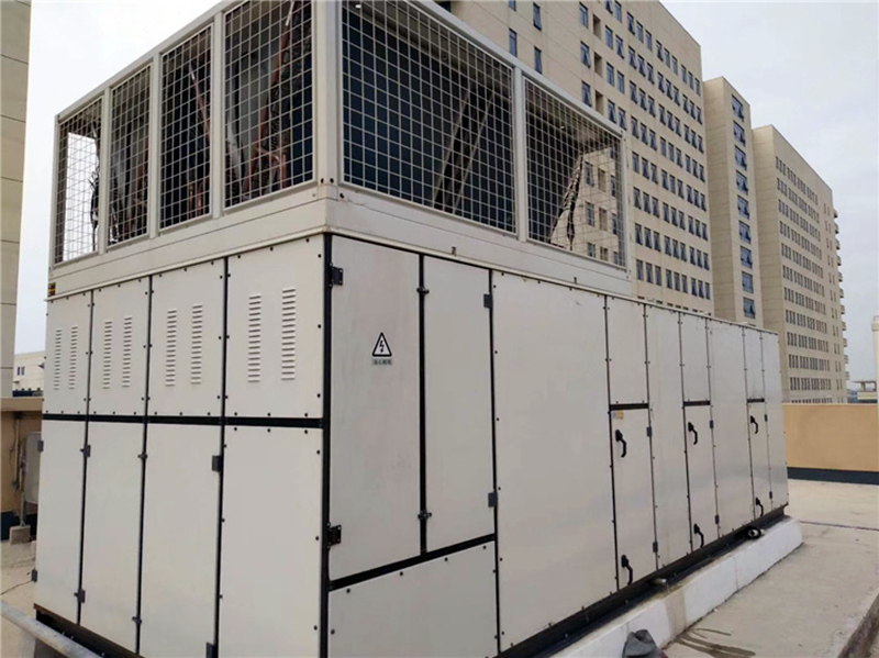 What are the maintenance requirements for a packaged rooftop air conditioners