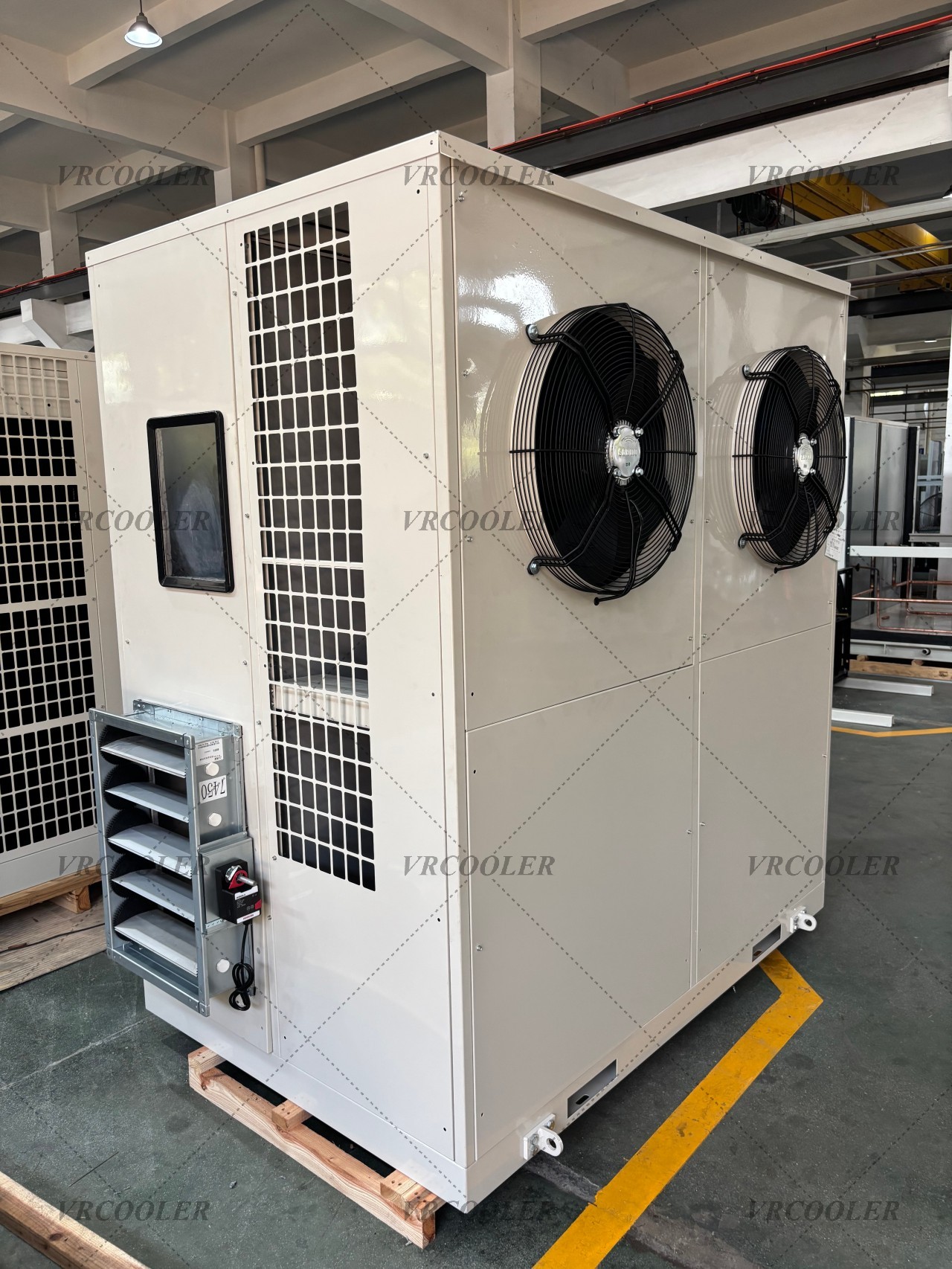 Air-Cooled vs Water-Cooled Air Conditioning in Plant Growth Rooms