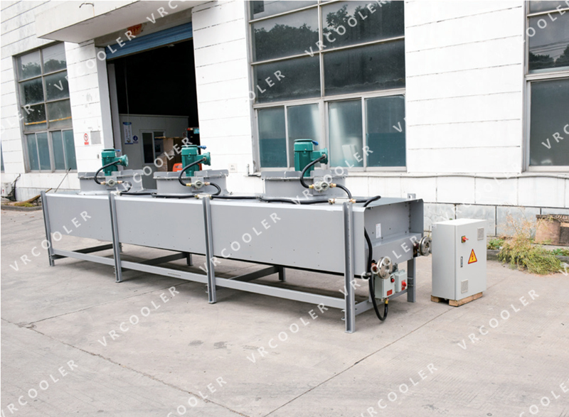 Dry cooler replace water chiller for injection molding machine
