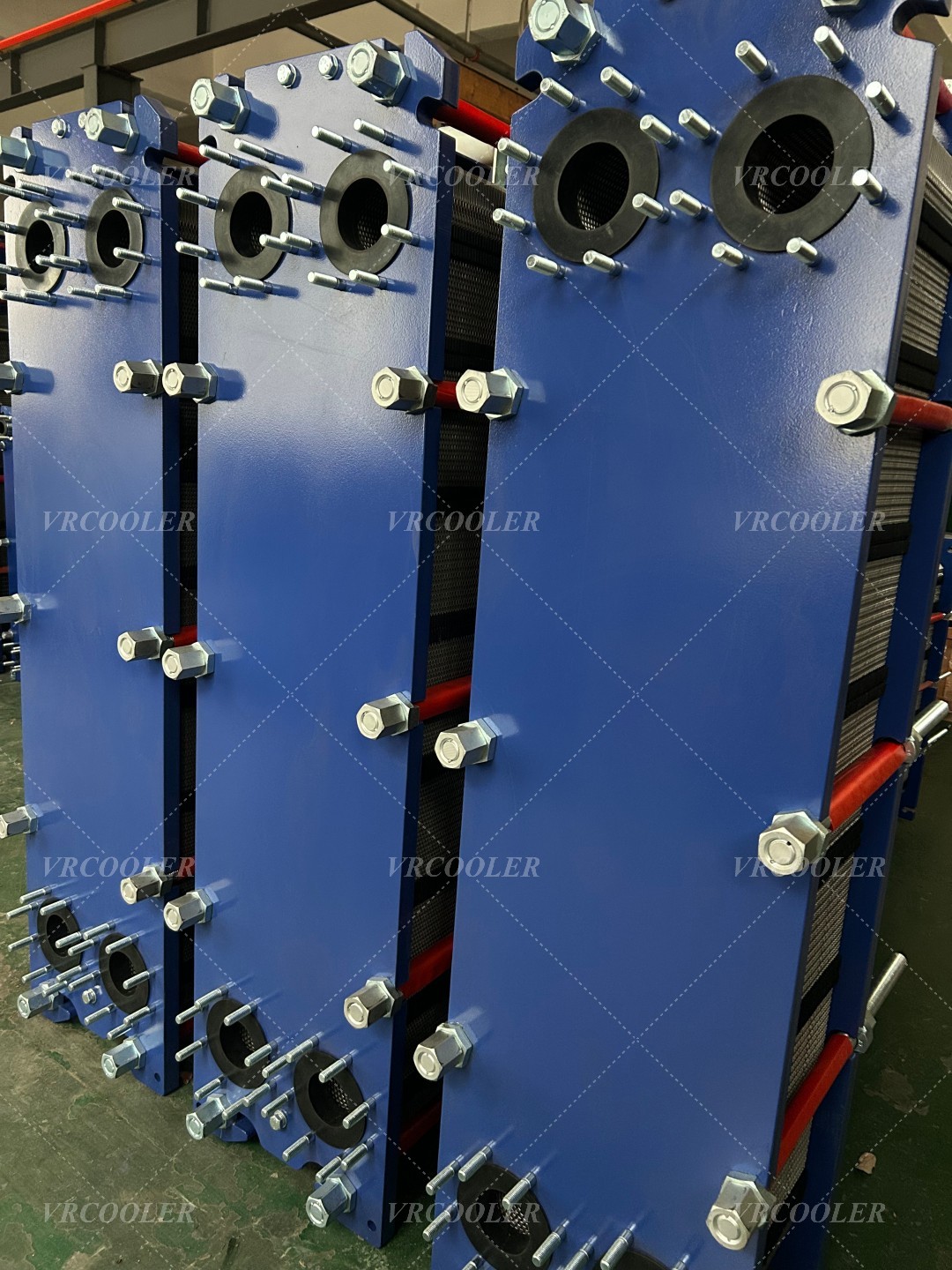 Why are micro plate heat exchanger MPHEs used for lube oil cooling on ships?