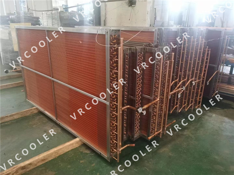 What are the applications of copper tube and fin heat exchangers in the metallurgical industry?