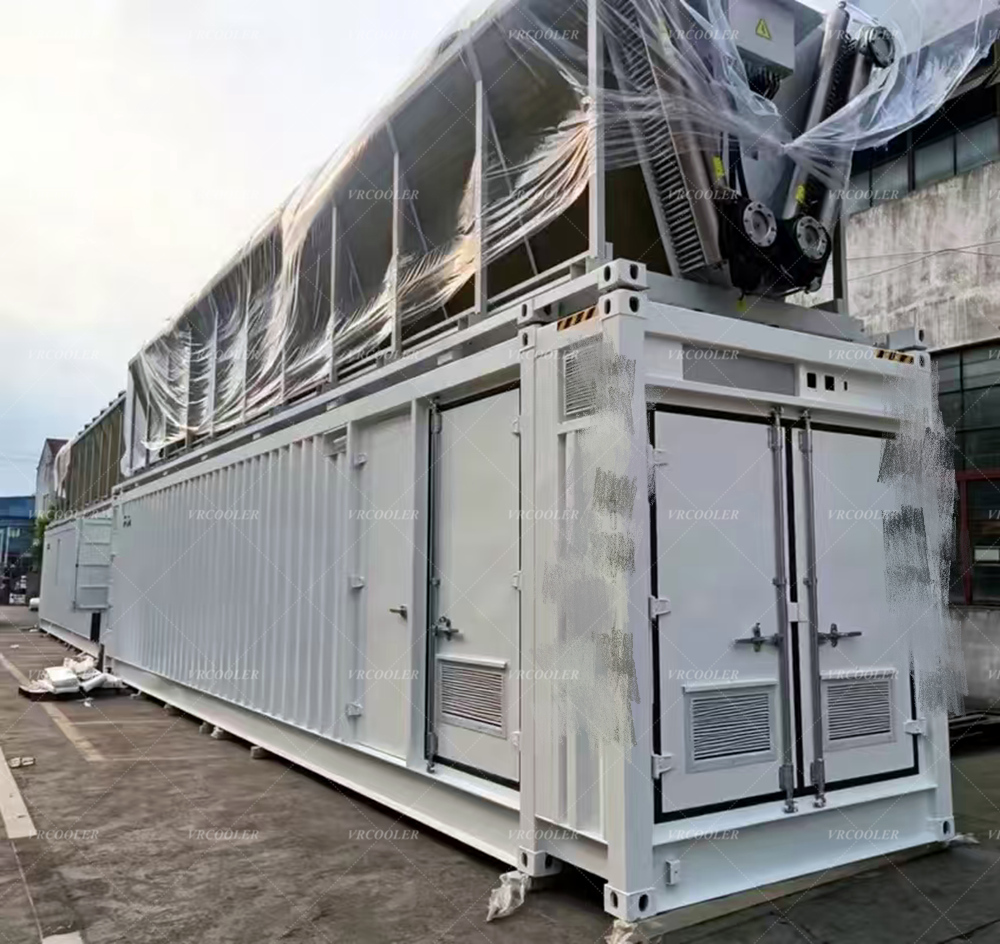 prefabricated 40ft container data centers (modular edge compute containers) equipped with high-efficiency closed-loop dry cooler heat rejection systems.jpg