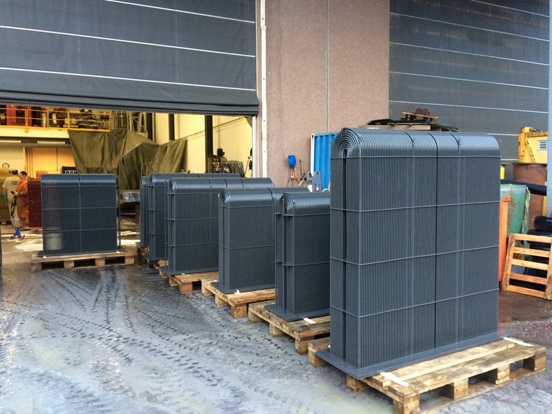 Marine Box Coolers Suitable for Caterpillar Generator engine Applications Onboard A Dredger Operating.jpg