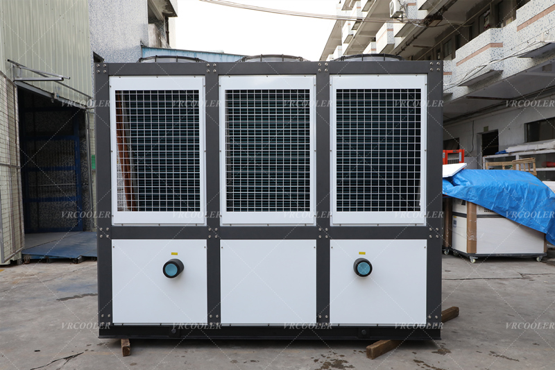 Air-cooled Chiller for Cooling Plastic Molding Dies.jpg