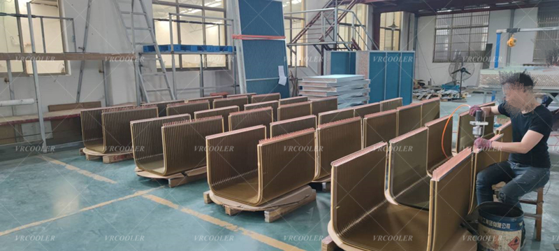 Production of Curved Evaporators for Heat Pumps.jpg